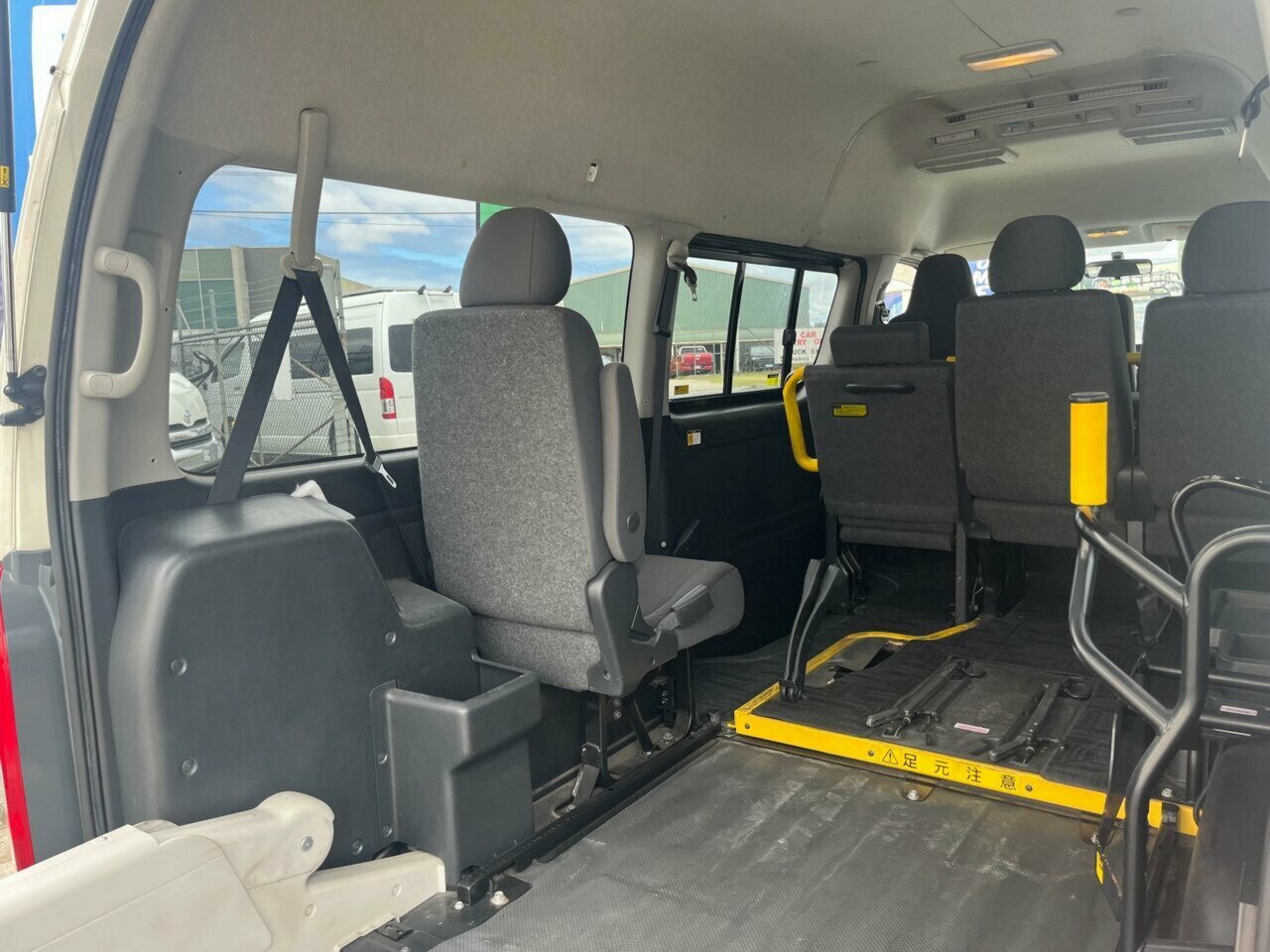 2013 TOYOTA HIACE LWB WHEELCHAIR VAN AUTOMATIC 4D VAN