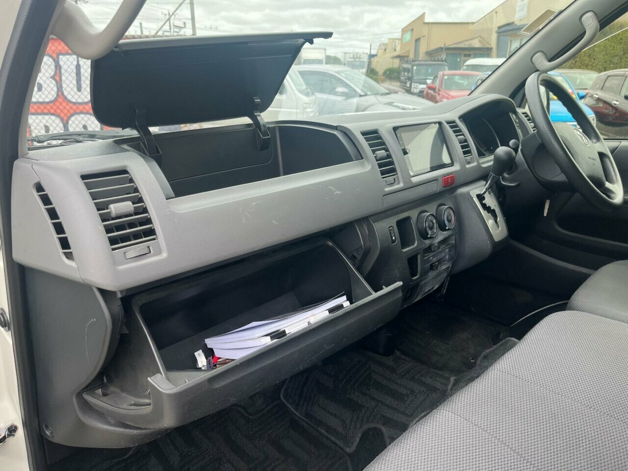 2013 TOYOTA HIACE LWB WHEELCHAIR VAN AUTOMATIC 4D VAN