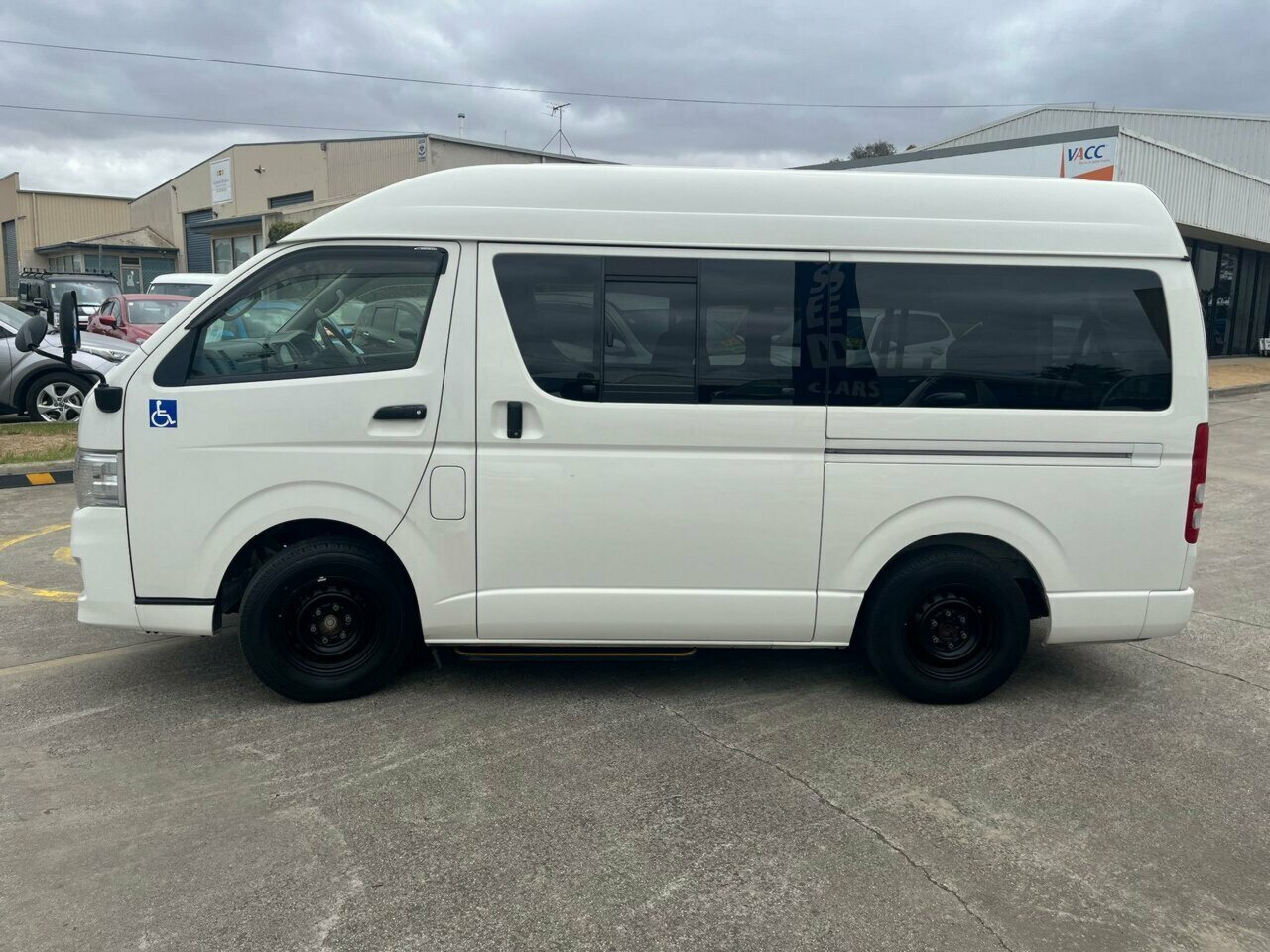2013 TOYOTA HIACE LWB WHEELCHAIR VAN AUTOMATIC 4D VAN
