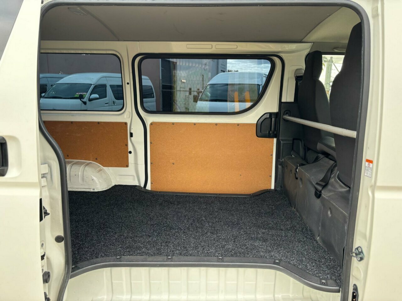 2018 TOYOTA HIACE LWB 4WD AUTOMATIC 5D VAN