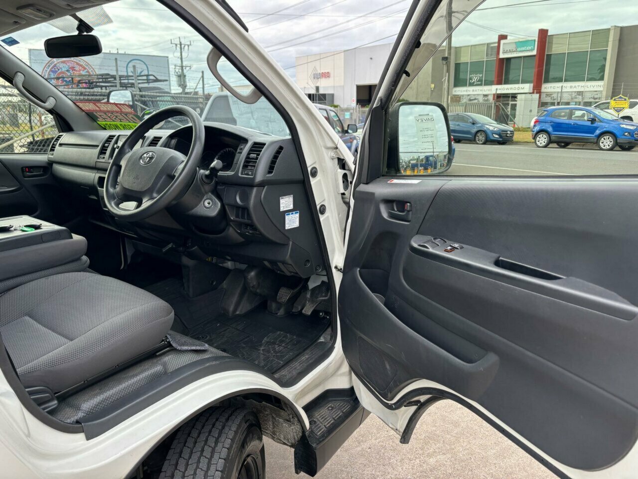 2018 TOYOTA HIACE LWB 4WD AUTOMATIC 5D VAN