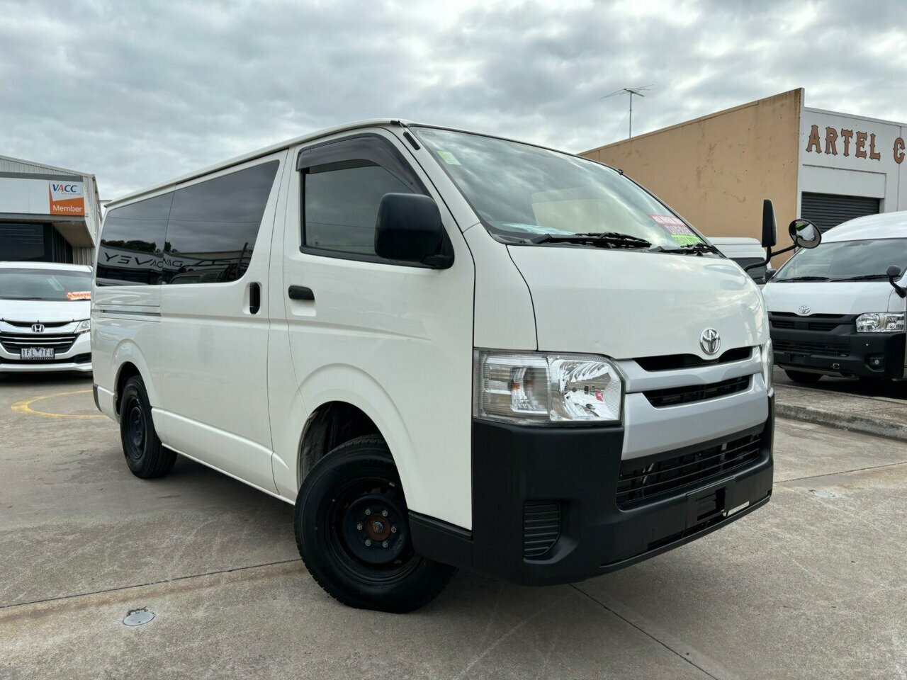 2018 TOYOTA HIACE LWB 4WD AUTOMATIC 5D VAN