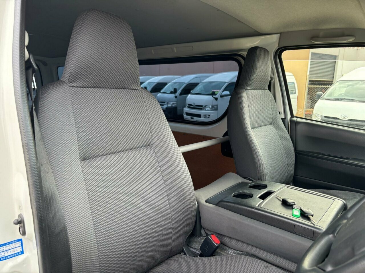 2018 TOYOTA HIACE LWB 4WD AUTOMATIC 5D VAN