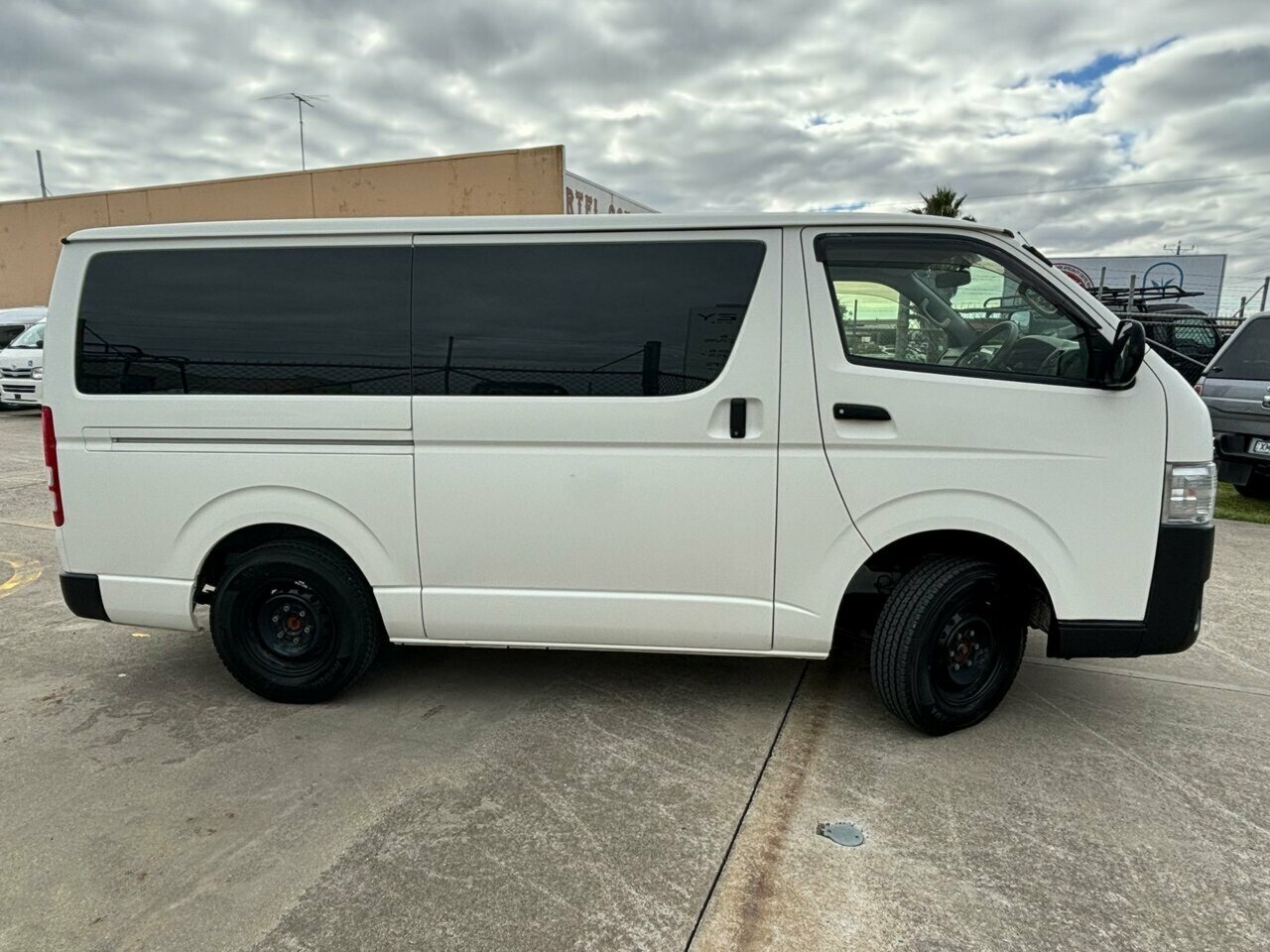 2018 TOYOTA HIACE LWB 4WD AUTOMATIC 5D VAN