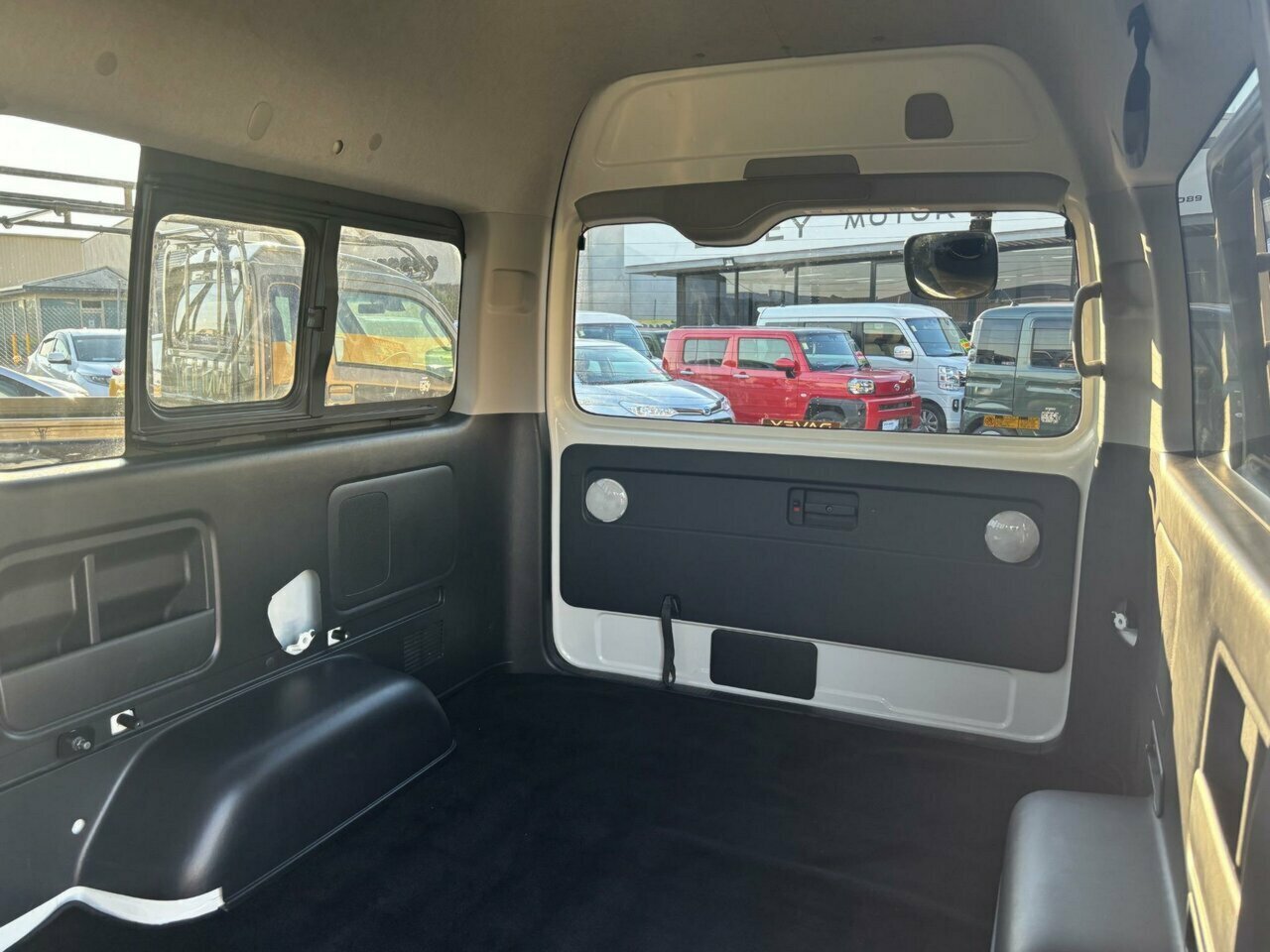 2015 TOYOTA HIACE LWB HIGHROOF 4WD AUTOMATIC 4D VAN
