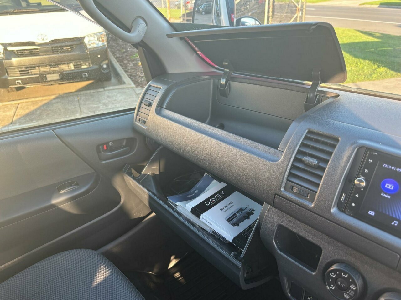 2015 TOYOTA HIACE LWB HIGHROOF 4WD AUTOMATIC 4D VAN