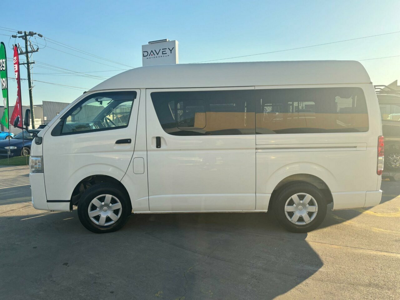 2015 TOYOTA HIACE LWB HIGHROOF 4WD AUTOMATIC 4D VAN