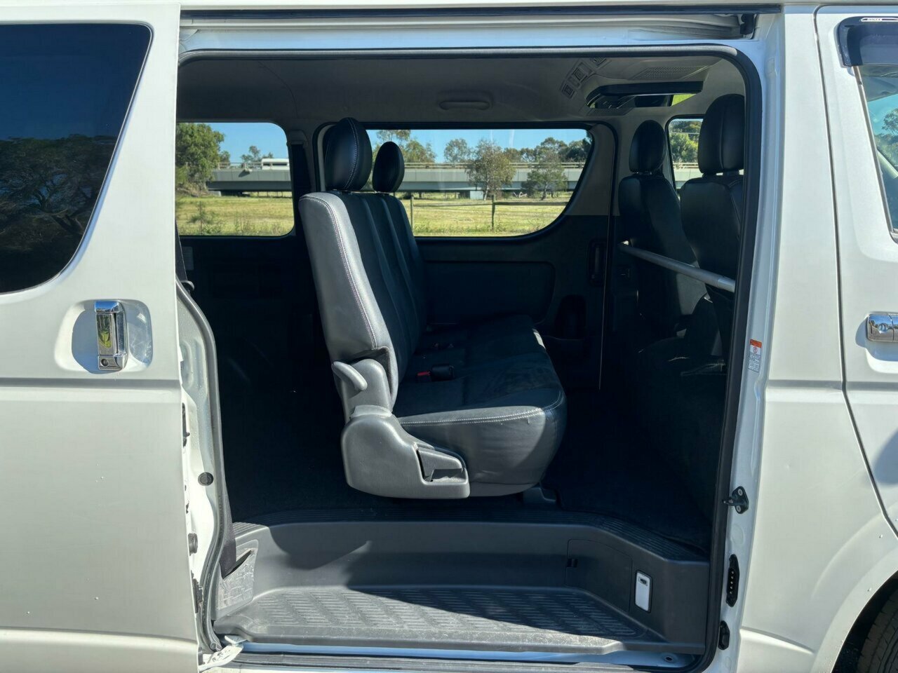 2018 TOYOTA HIACE SUPER GL DARK PRIME 4WD AUTOMATIC 5D VAN