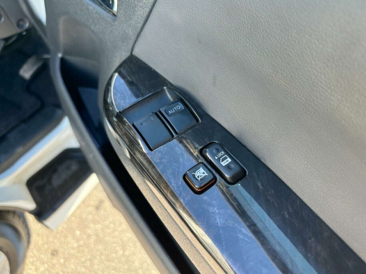 2018 TOYOTA HIACE SUPER GL DARK PRIME 4WD AUTOMATIC 5D VAN