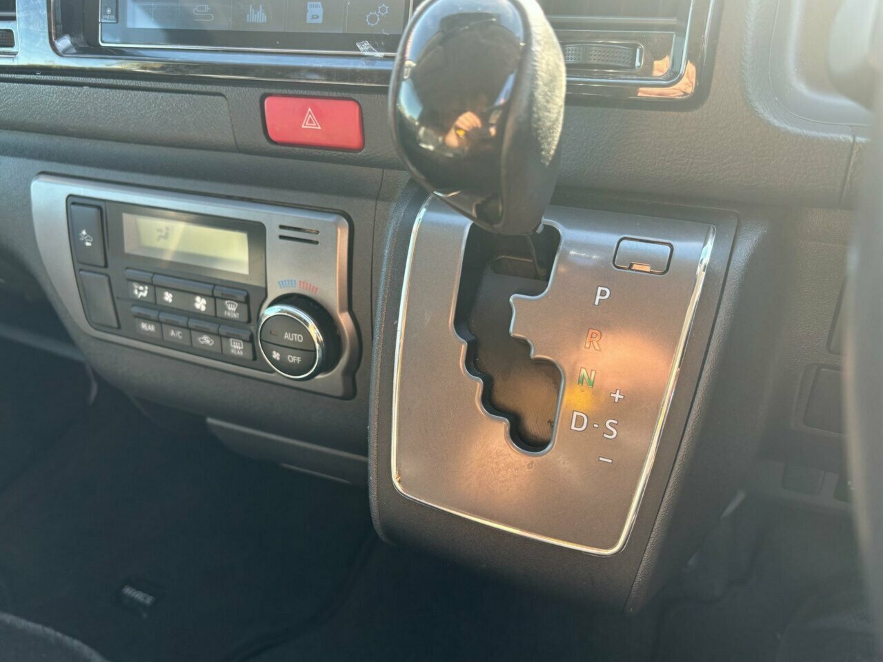 2018 TOYOTA HIACE SUPER GL DARK PRIME 4WD AUTOMATIC 5D VAN