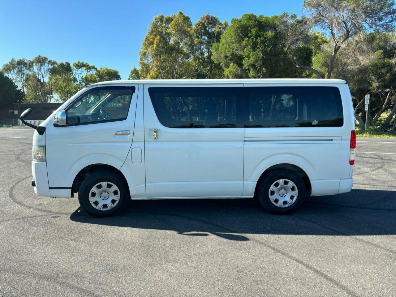 2018 TOYOTA HIACE SUPER GL DARK PRIME 4WD AUTOMATIC 5D VAN