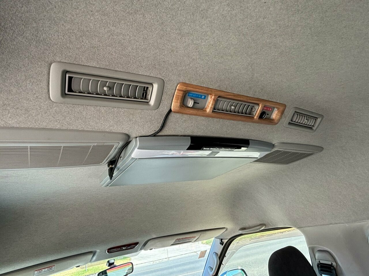 2012 TOYOTA HIACE GRAND CABIN 4WD AUTOMATIC 4D COACH