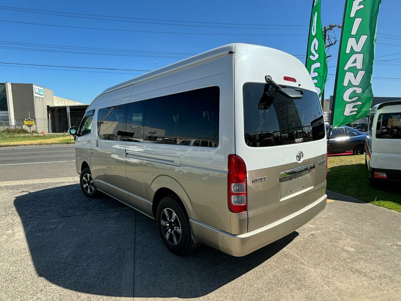 2012 TOYOTA HIACE GRAND CABIN 4WD AUTOMATIC 4D COACH