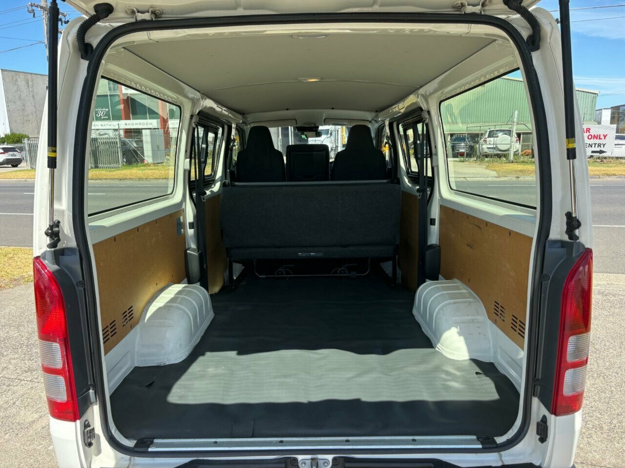 2018 TOYOTA HIACE LWB 4WD AUTOMATIC 5D VAN