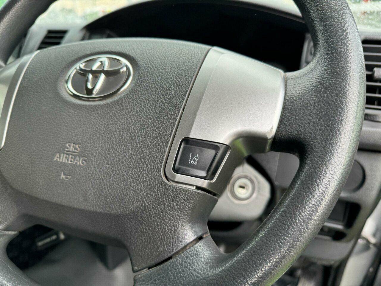2018 TOYOTA HIACE LWB AUTOMATIC 4D VAN