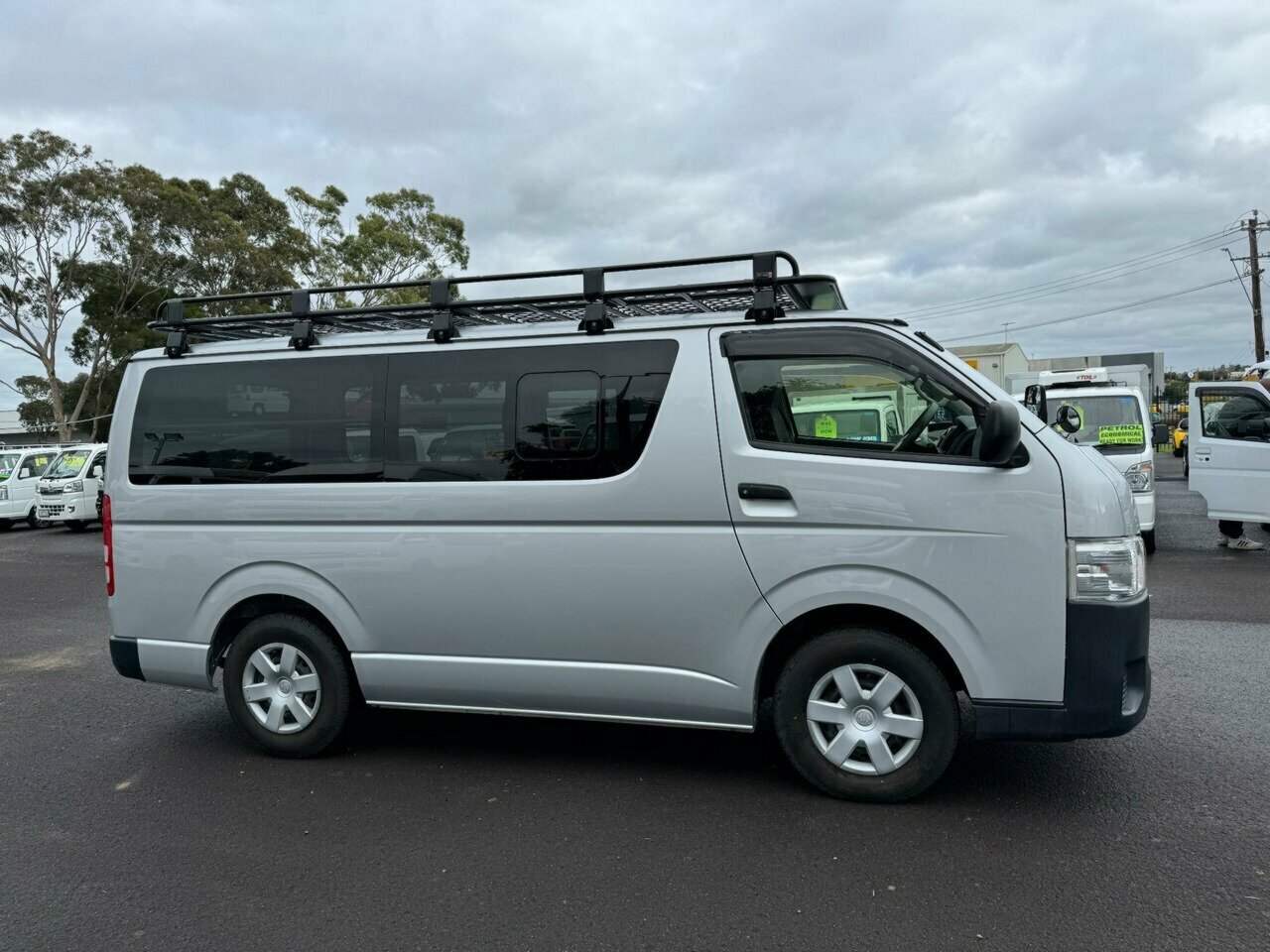 2018 TOYOTA HIACE LWB AUTOMATIC 4D VAN