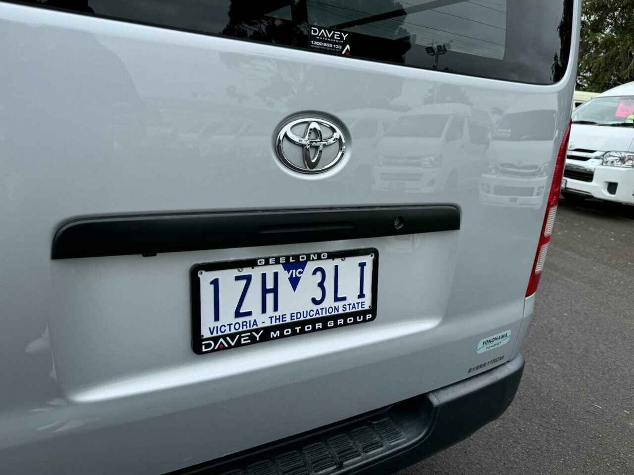 2018 TOYOTA HIACE LWB AUTOMATIC 4D VAN