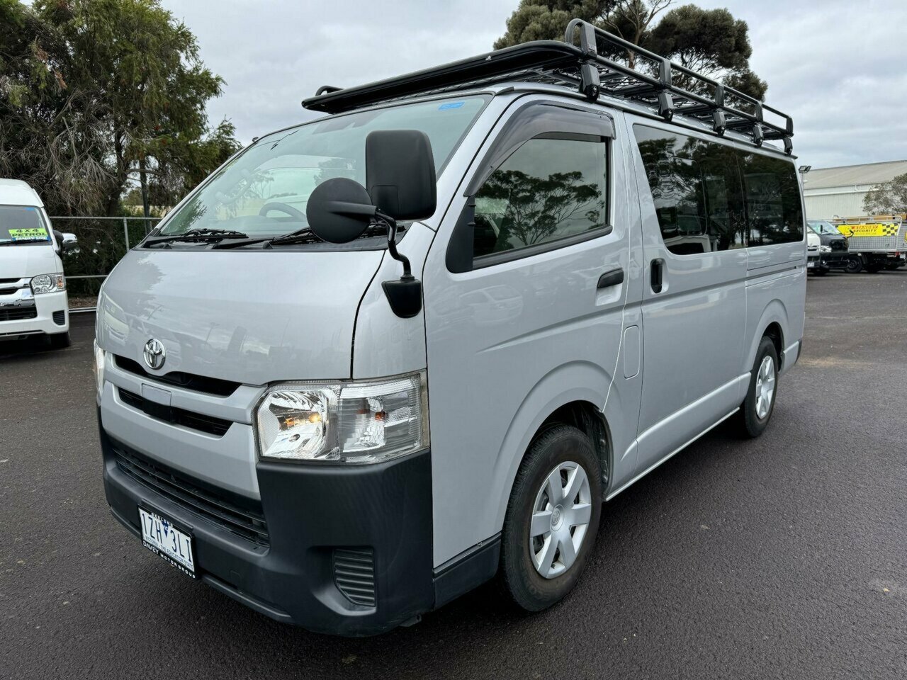 2018 TOYOTA HIACE LWB AUTOMATIC 4D VAN