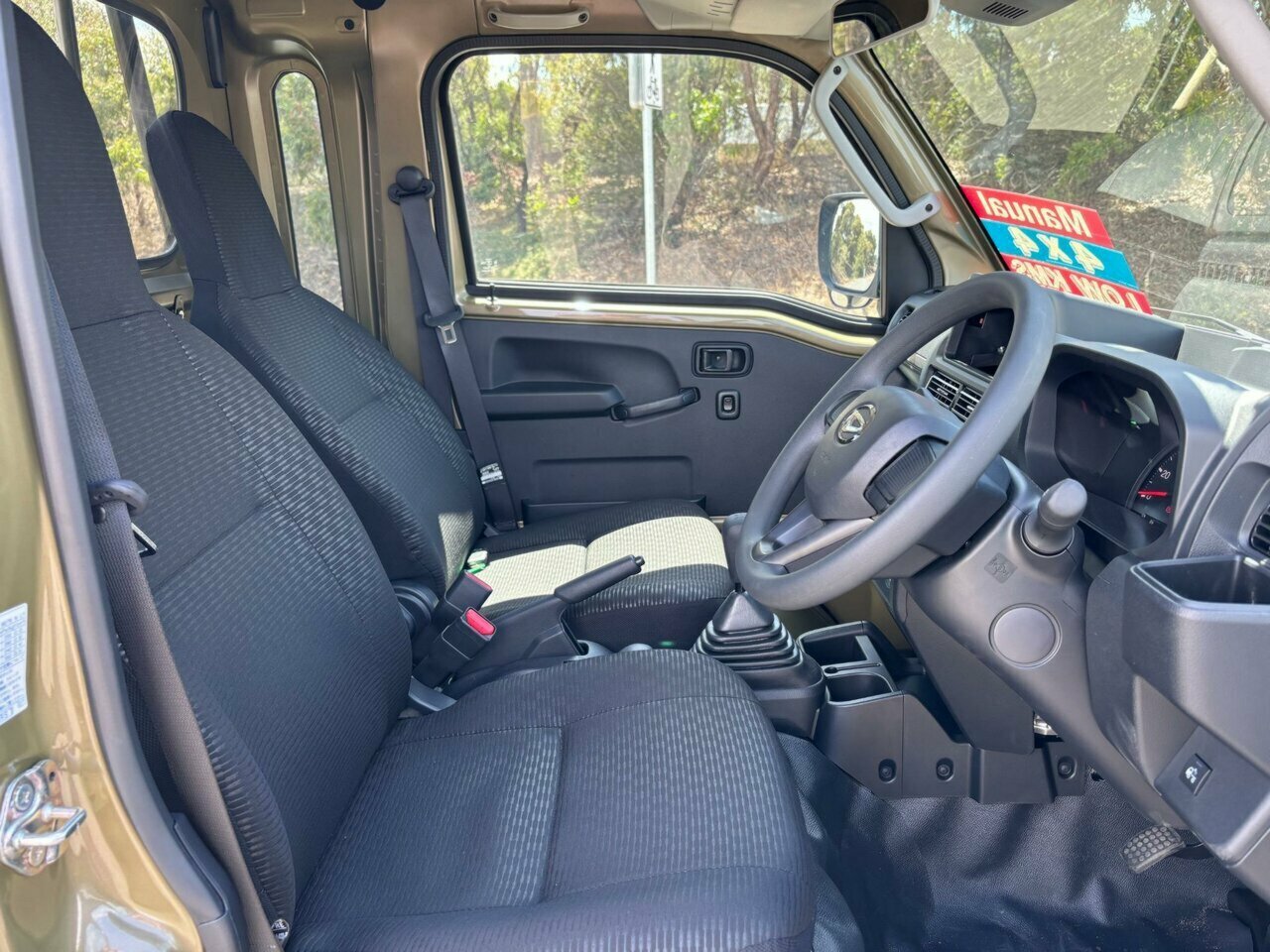 2022 DAIHATSU HIJET JUMBO EXTRA 4WD 5 SPEED MANUAL 2D MINI TRUCK