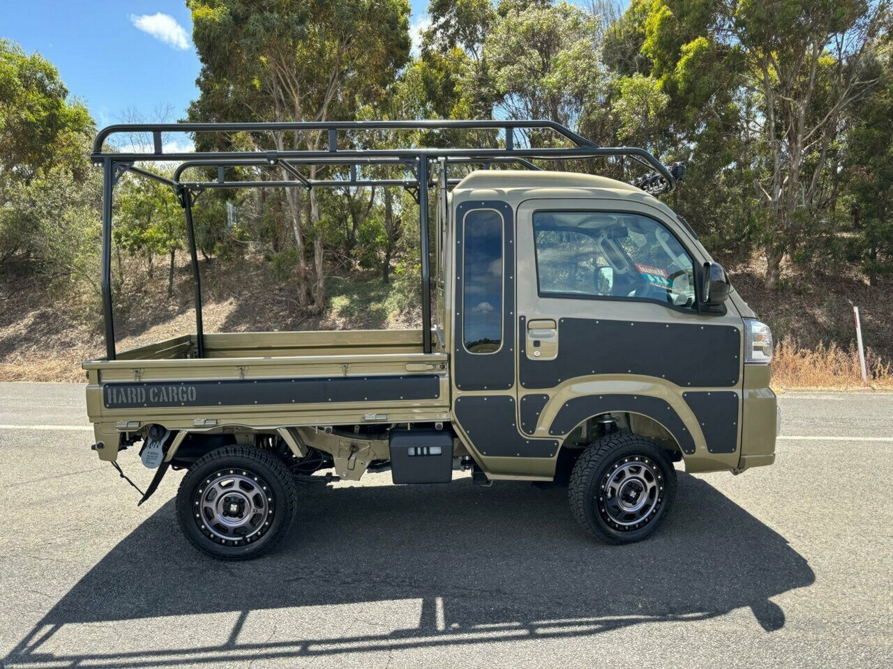 2022 DAIHATSU HIJET JUMBO EXTRA 4WD 5 SPEED MANUAL 2D MINI TRUCK