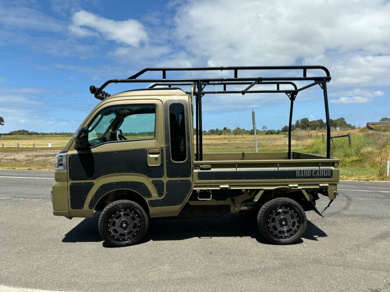 2022 DAIHATSU HIJET JUMBO EXTRA 4WD 5 SPEED MANUAL 2D MINI TRUCK