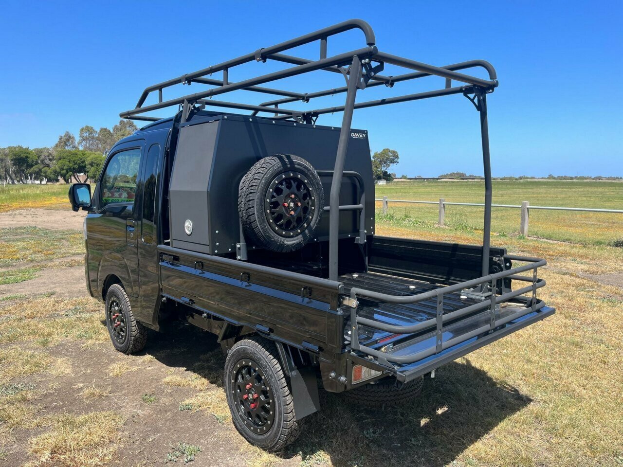 2022 DAIHATSU HIJET JUMBO EXTRA 4WD AUTOMATIC 2D MINI TRUCK