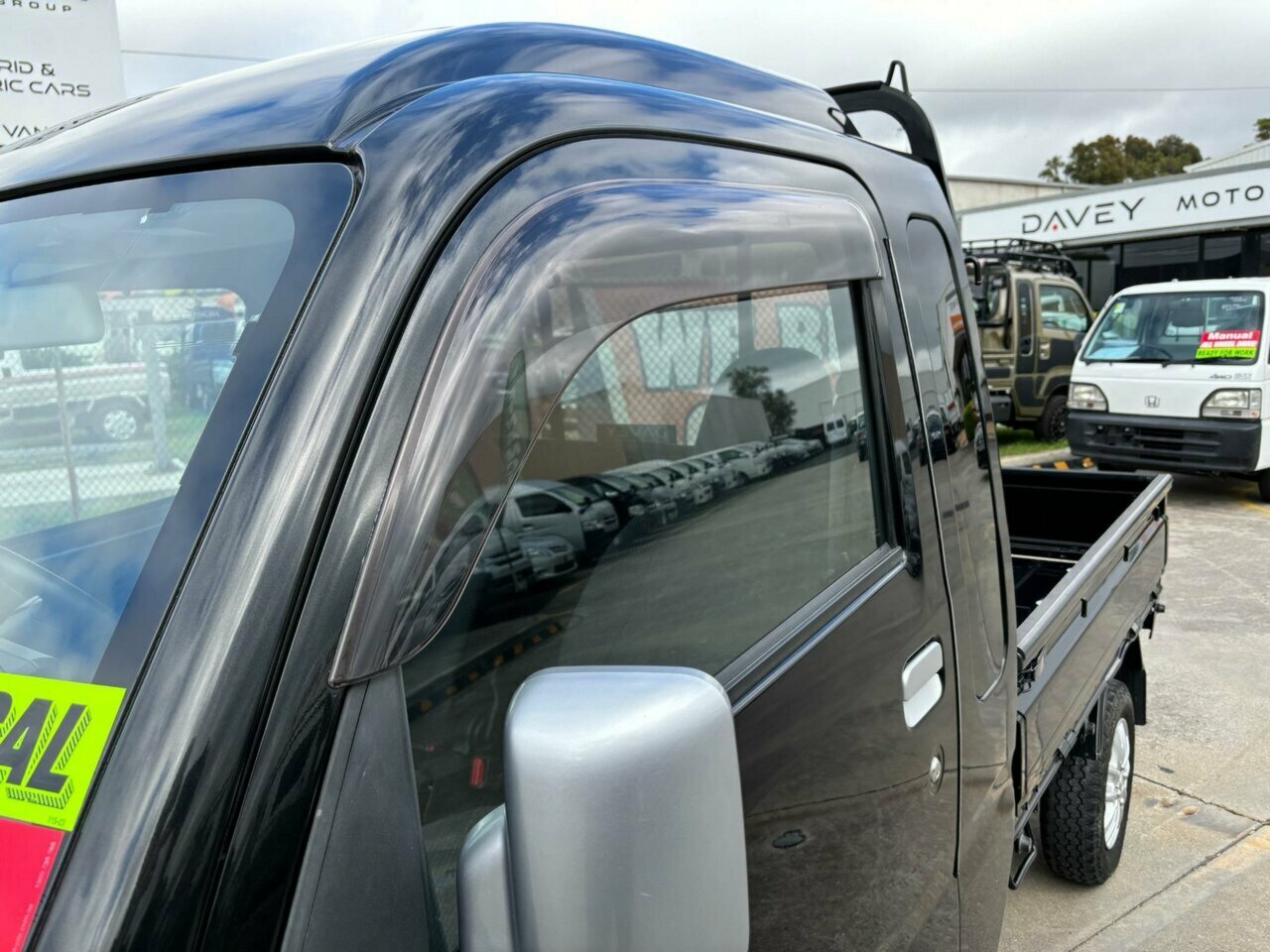 2015 DAIHATSU HIJET JUMBO 4WD 5 SPEED MANUAL 2D MINI TRUCK