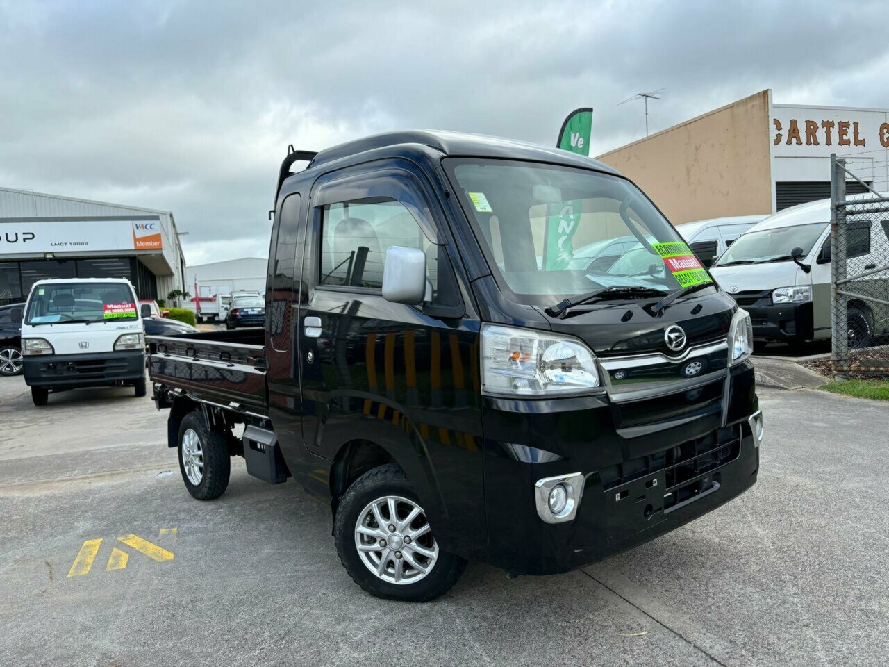 2015 DAIHATSU HIJET JUMBO 4WD 5 SPEED MANUAL 2D MINI TRUCK