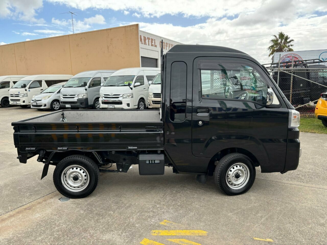 2021 DAIHATSU HIJET JUMBO 4WD 5 SPEED MANUAL 2D MINI TRUCK