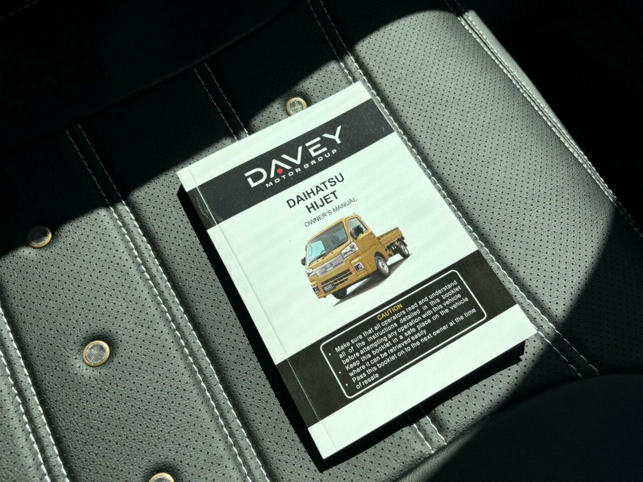 2023 DAIHATSU HIJET JUMBO EXTRA AUTOMATIC 2D MINI TRUCK