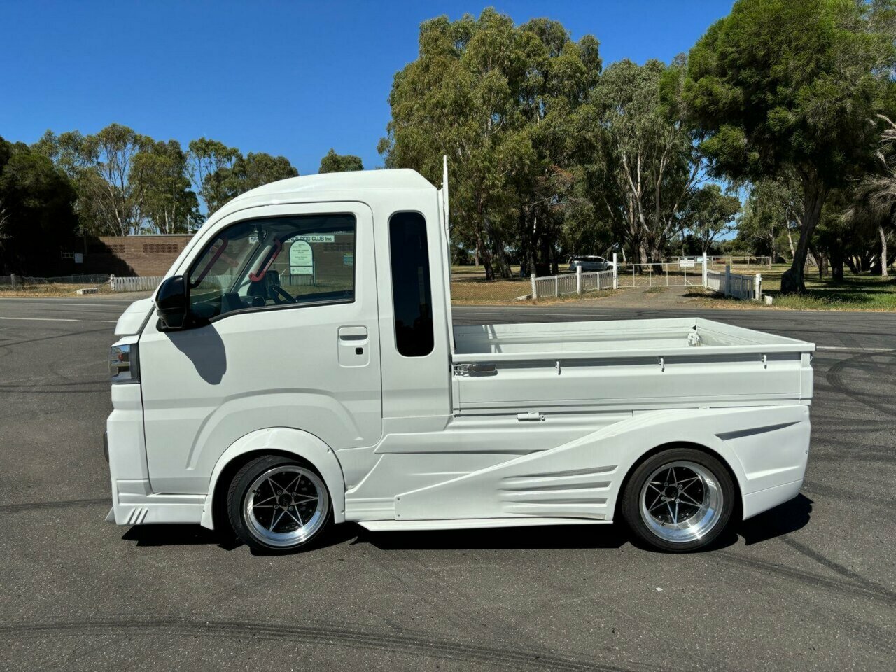 2023 DAIHATSU HIJET JUMBO EXTRA AUTOMATIC 2D MINI TRUCK