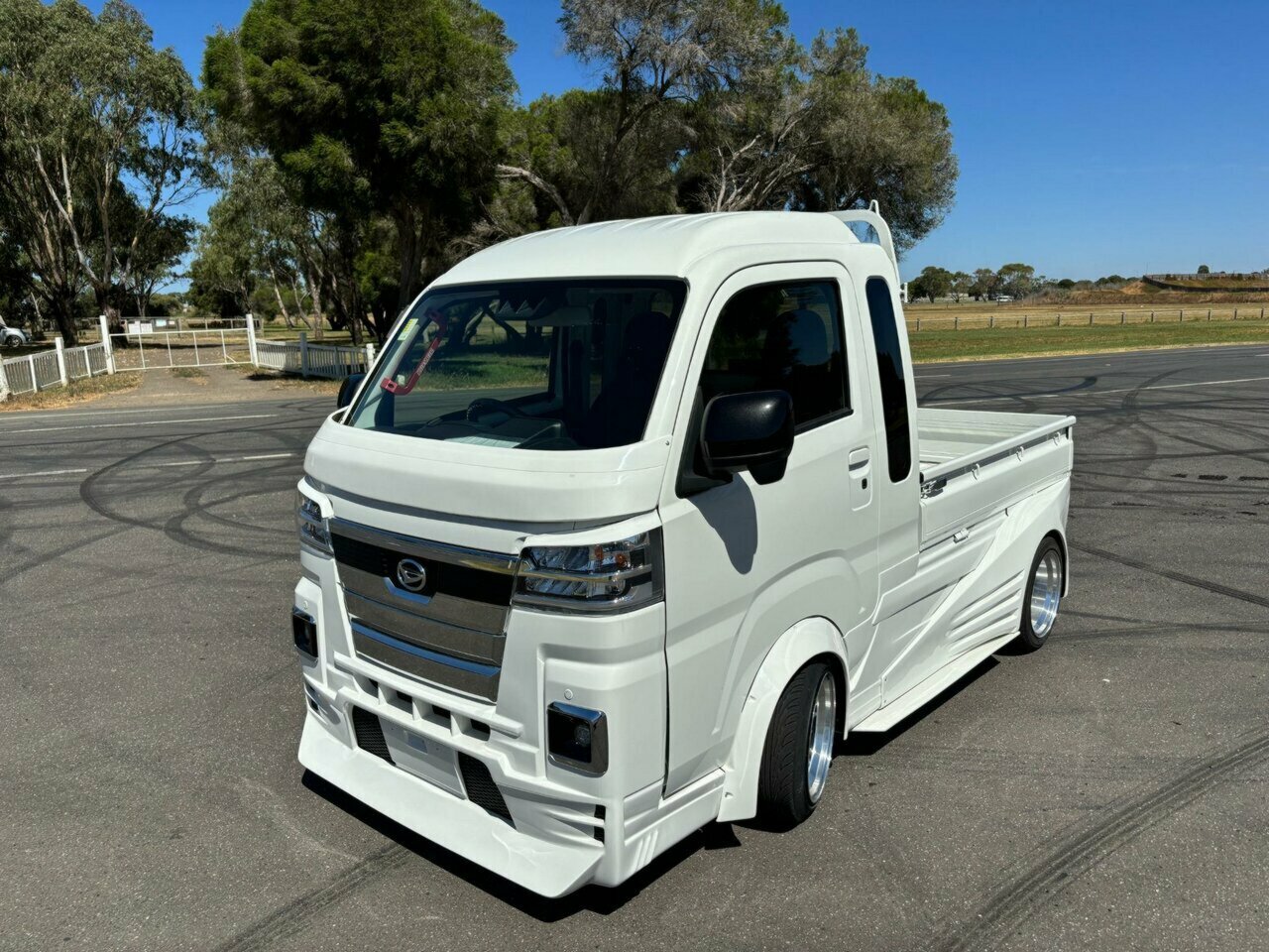 2023 DAIHATSU HIJET JUMBO EXTRA AUTOMATIC 2D MINI TRUCK