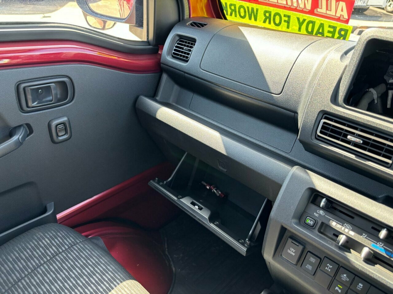2023 DAIHATSU HIJET JUMBO EXTRA 4WD AUTOMATIC 2D MINI TRUCK