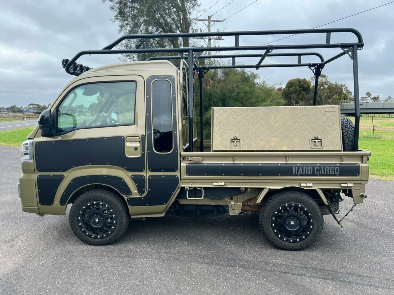 2022 DAIHATSU HIJET JUMBO 4WD MANUAL 2D MINI TRUCK