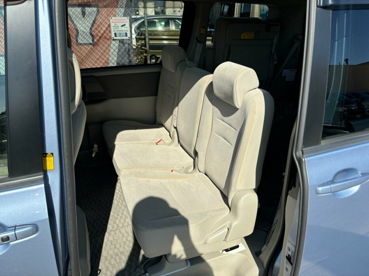 2007 TOYOTA NOAH WHEELCHAIR PETROL 8D COACH