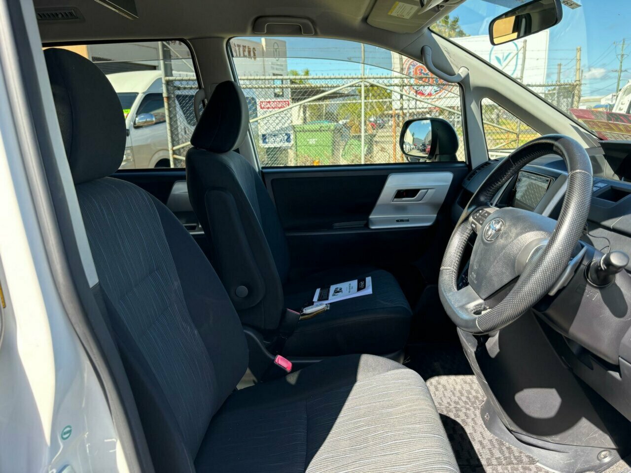 2013 TOYOTA NOAH WHEELCHAIR AUTOMATIC 5D COACH