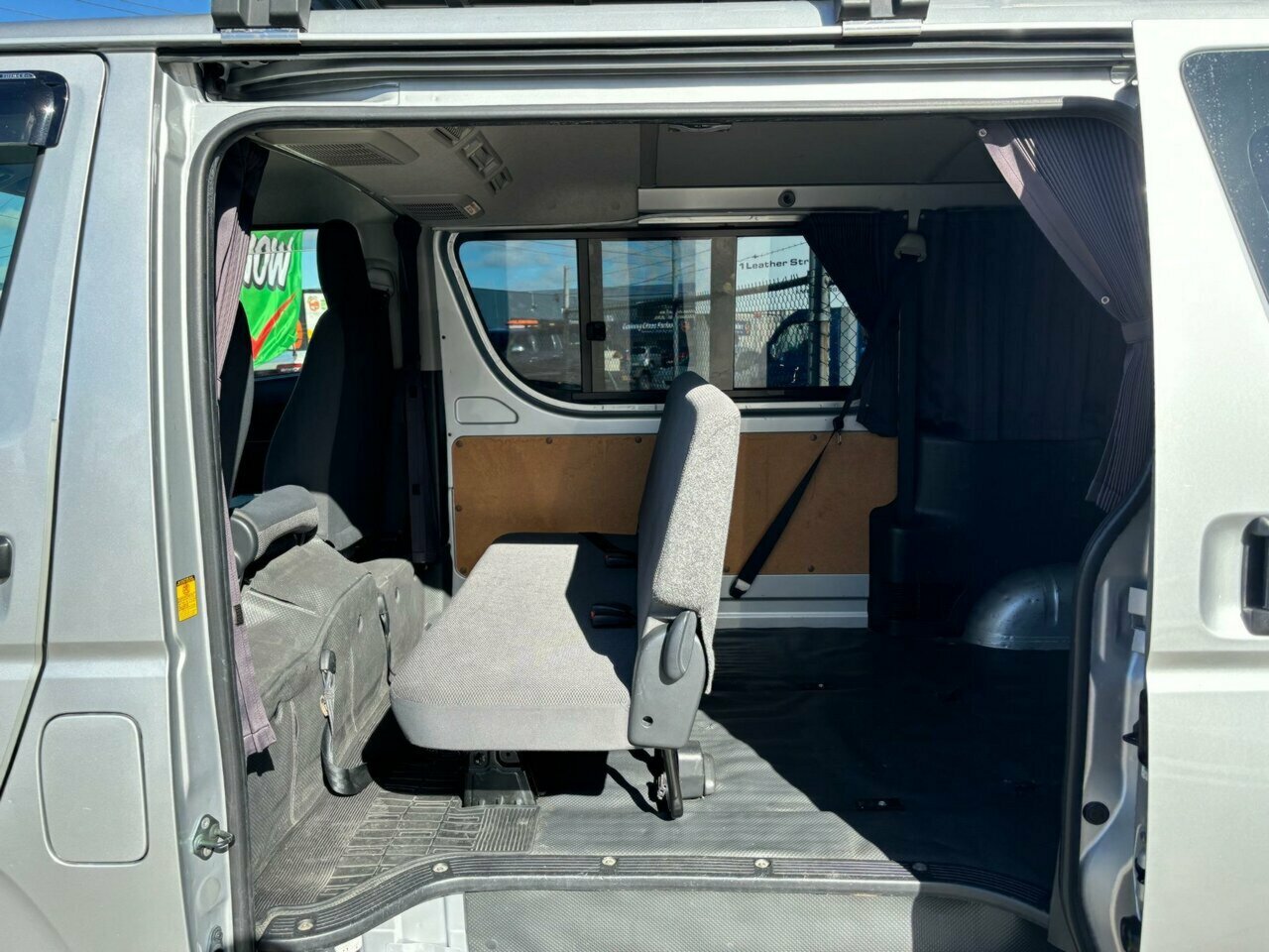 2013 TOYOTA HIACE 4WD AUTOMATIC 4D VAN