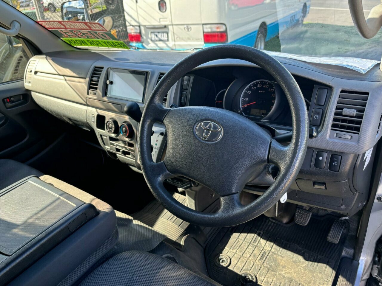 2013 TOYOTA HIACE 4WD AUTOMATIC 4D VAN
