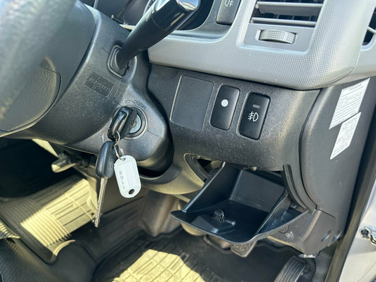 2013 TOYOTA HIACE 4WD AUTOMATIC 4D VAN