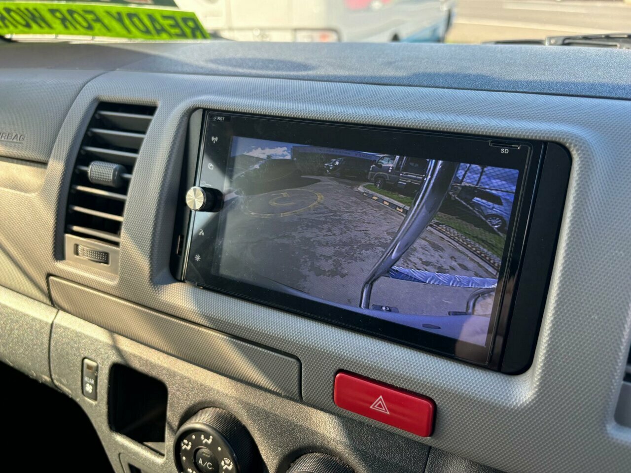 2013 TOYOTA HIACE 4WD AUTOMATIC 4D VAN