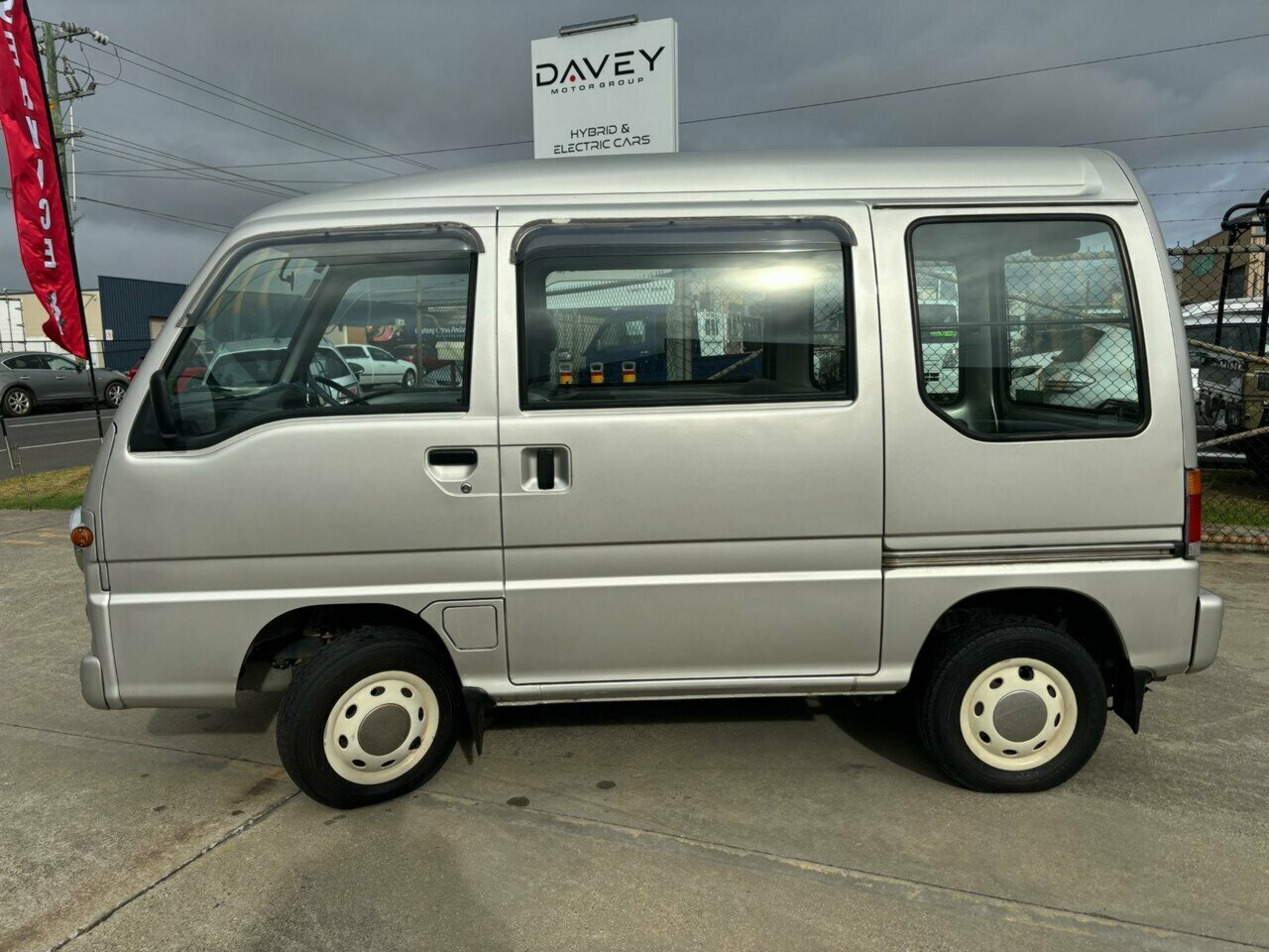 1996 SUBARU SAMBAR CLASSIC 5 SPEED MANUAL 5D VAN