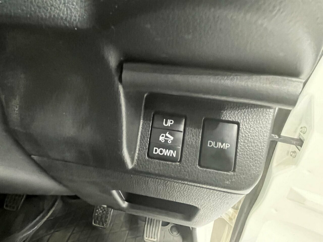 2020 DAIHATSU HIJET DUMP 4WD 5 SPEED MANUAL MINI TRUCK