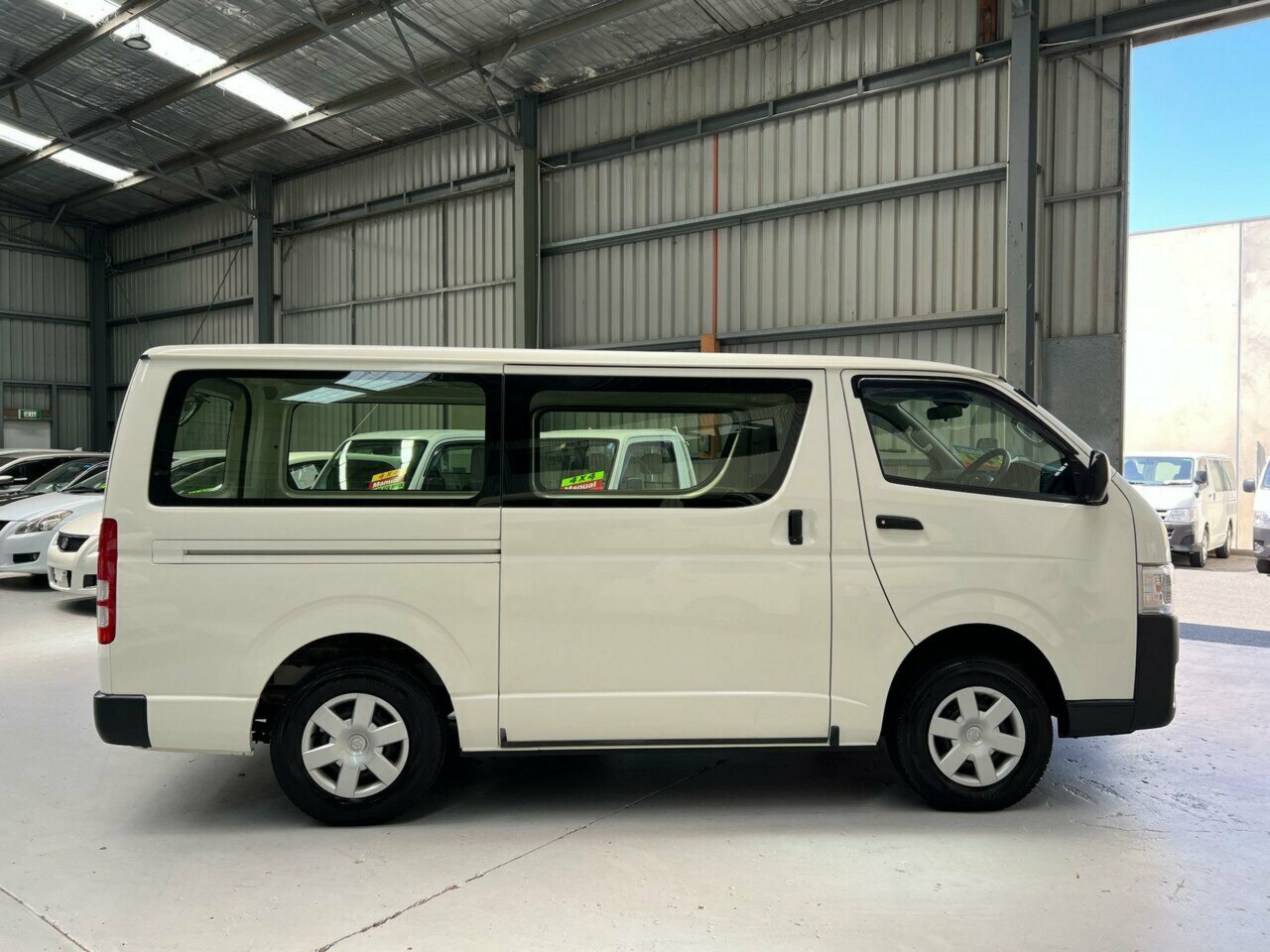 2018 TOYOTA HIACE LWB 4X4 AUTOMATIC 5D VAN