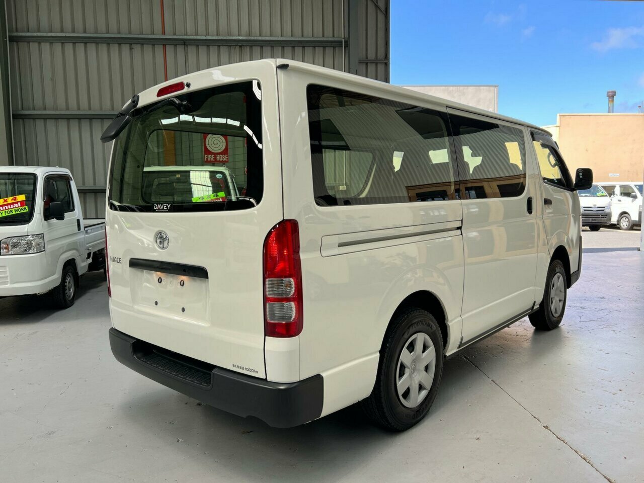 2018 TOYOTA HIACE LWB 4X4 AUTOMATIC 5D VAN