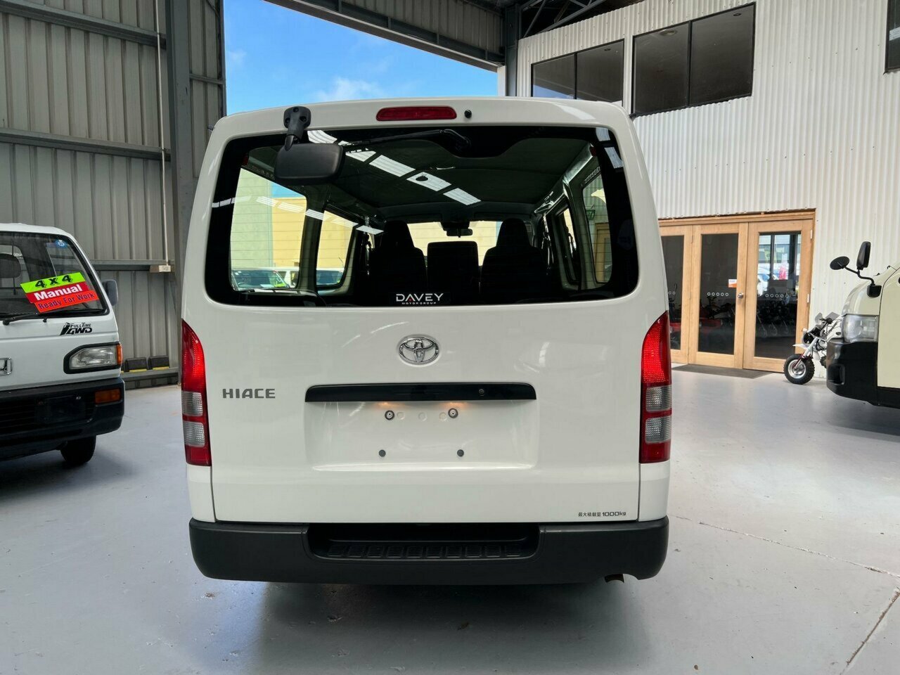 2018 TOYOTA HIACE LWB 4X4 AUTOMATIC 5D VAN