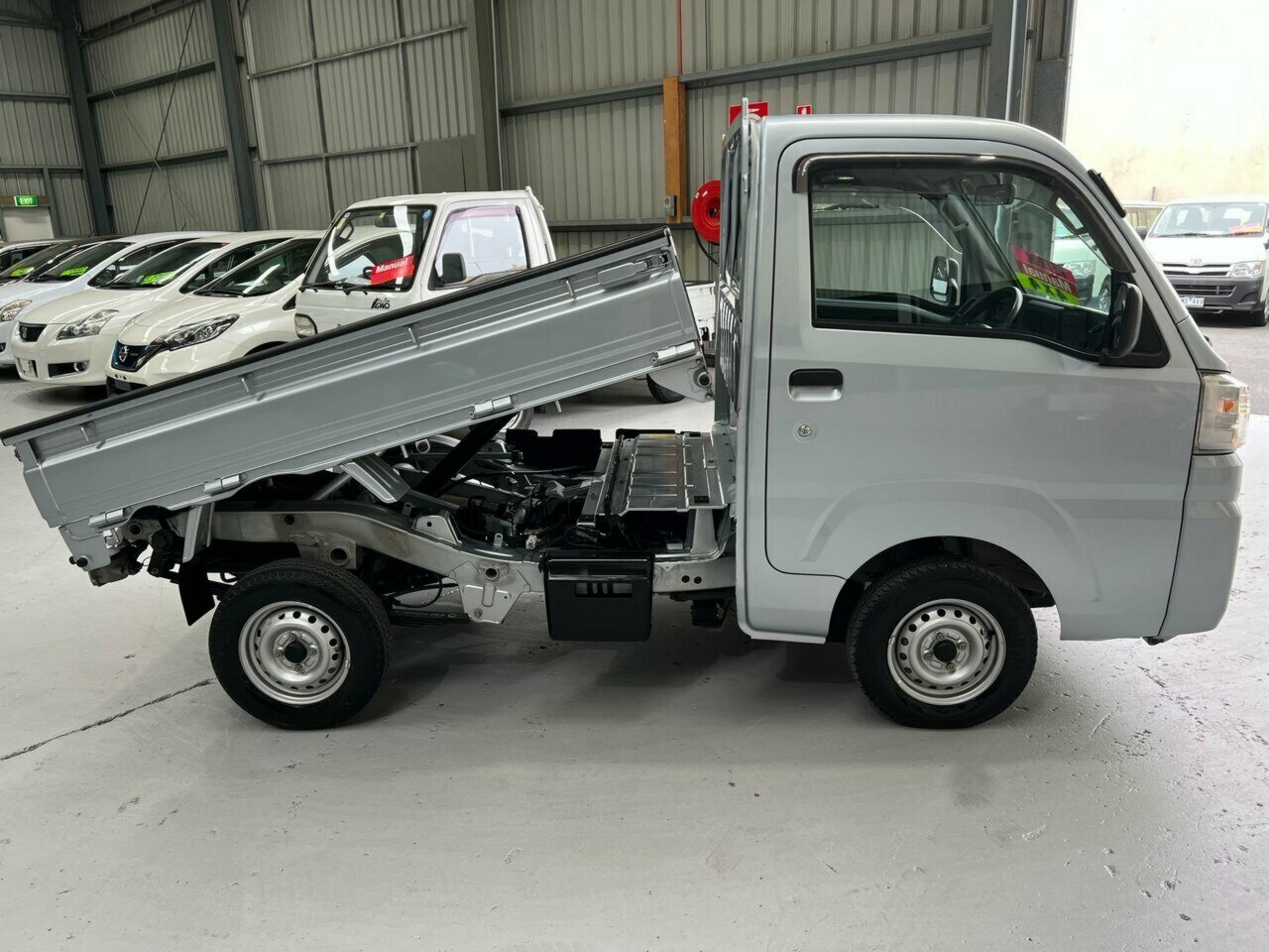 2016 DAIHATSU HIJET DUMP 4WD 5 SPEED MANUAL 2D MINI TRUCK
