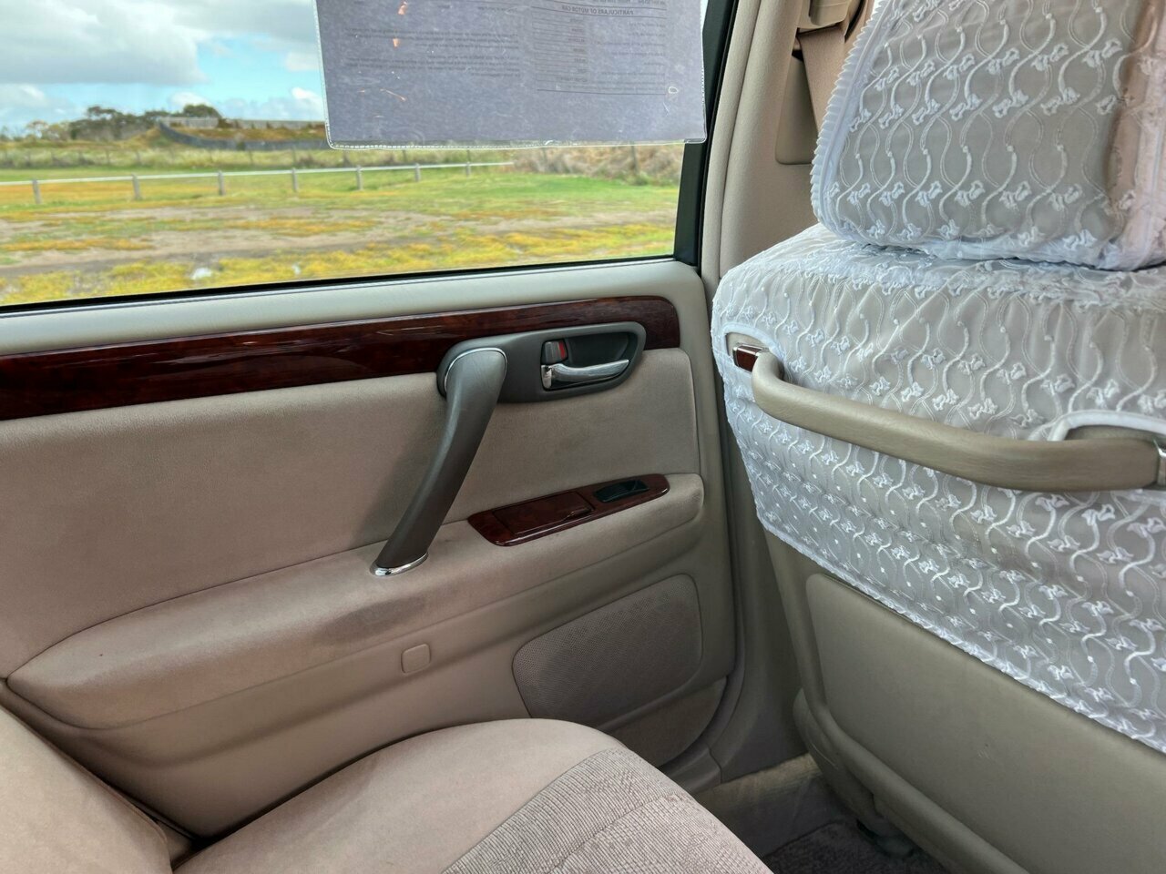 2000 TOYOTA CROWN ATHLETE V AUTOMATIC SEDAN