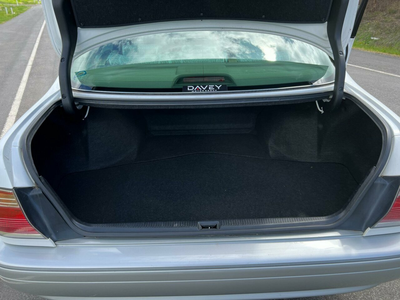 2000 TOYOTA CROWN ATHLETE V AUTOMATIC SEDAN