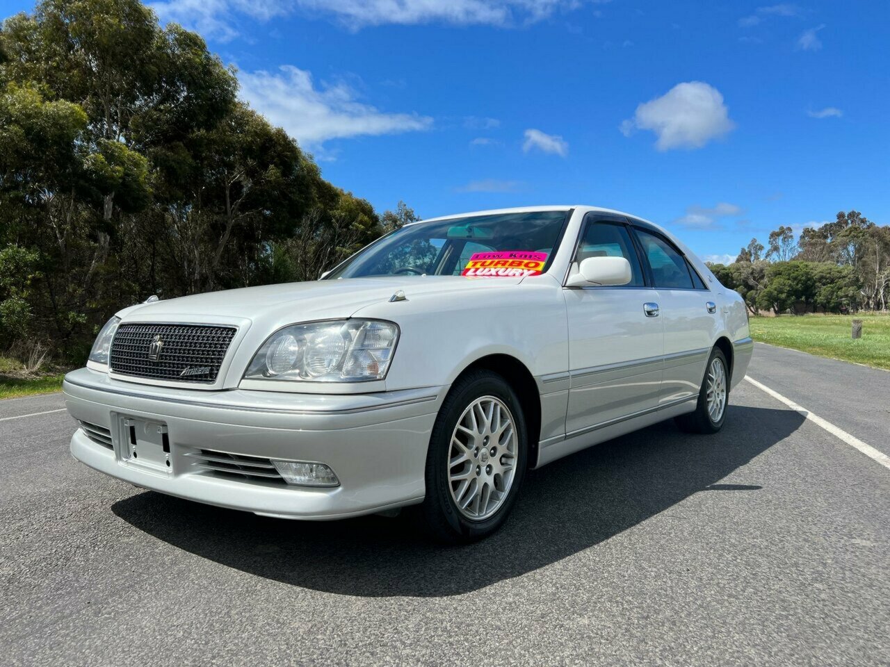 2000 TOYOTA CROWN ATHLETE V AUTOMATIC SEDAN