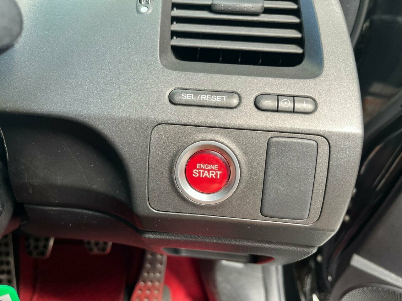 2008 HONDA CIVIC FN2 TYPE R 6 SP MANUAL SEDAN